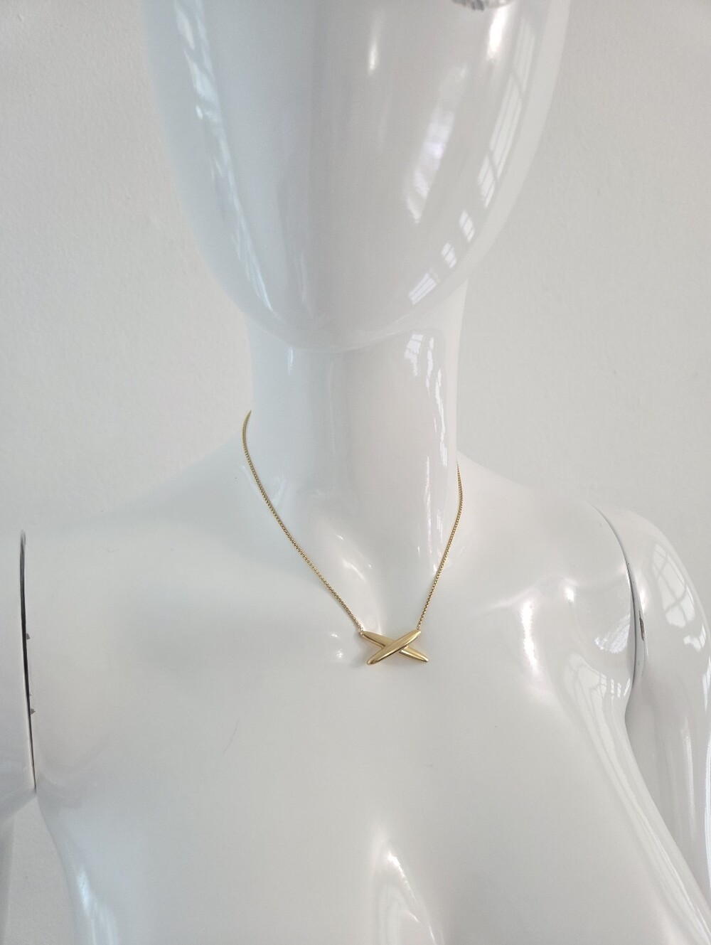 Gold Crisscross X Pendant Necklace Dainty Minimalist Chain Jewelry - Picture 13 of 16